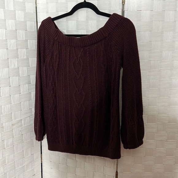 SOHO Wine Color Cable Knit Sweater SZ M - Picture 7 of 8